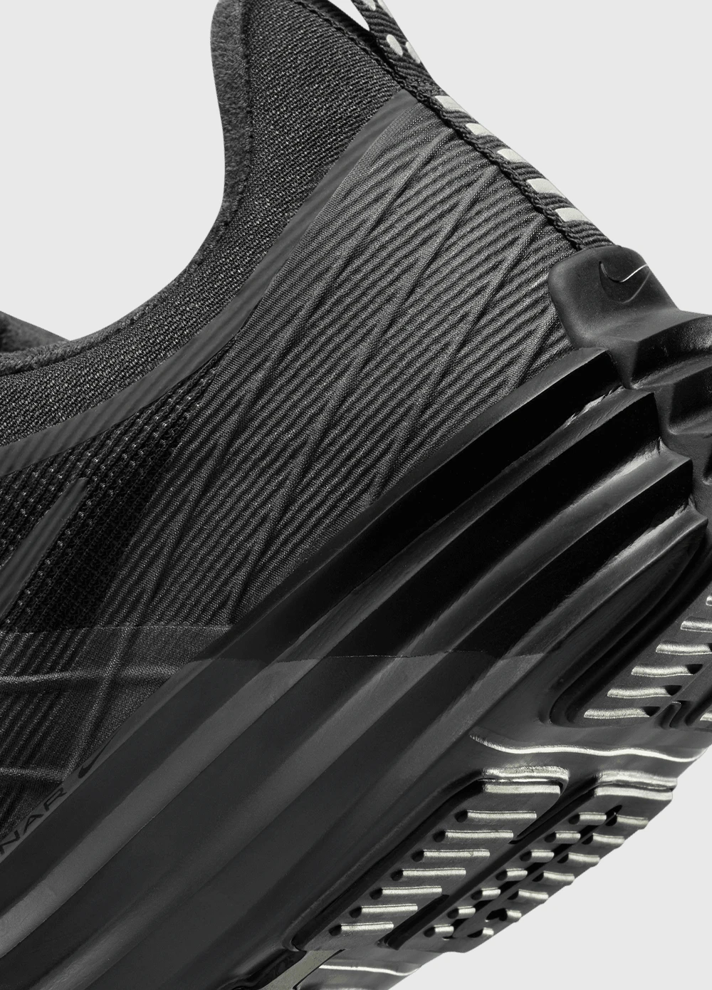 Nike Lunar Roam 'Dark Smoke Grey' Sneakers 4 Nike Lunar Roam 'Dark Smoke Grey' Sneakers - Image 4