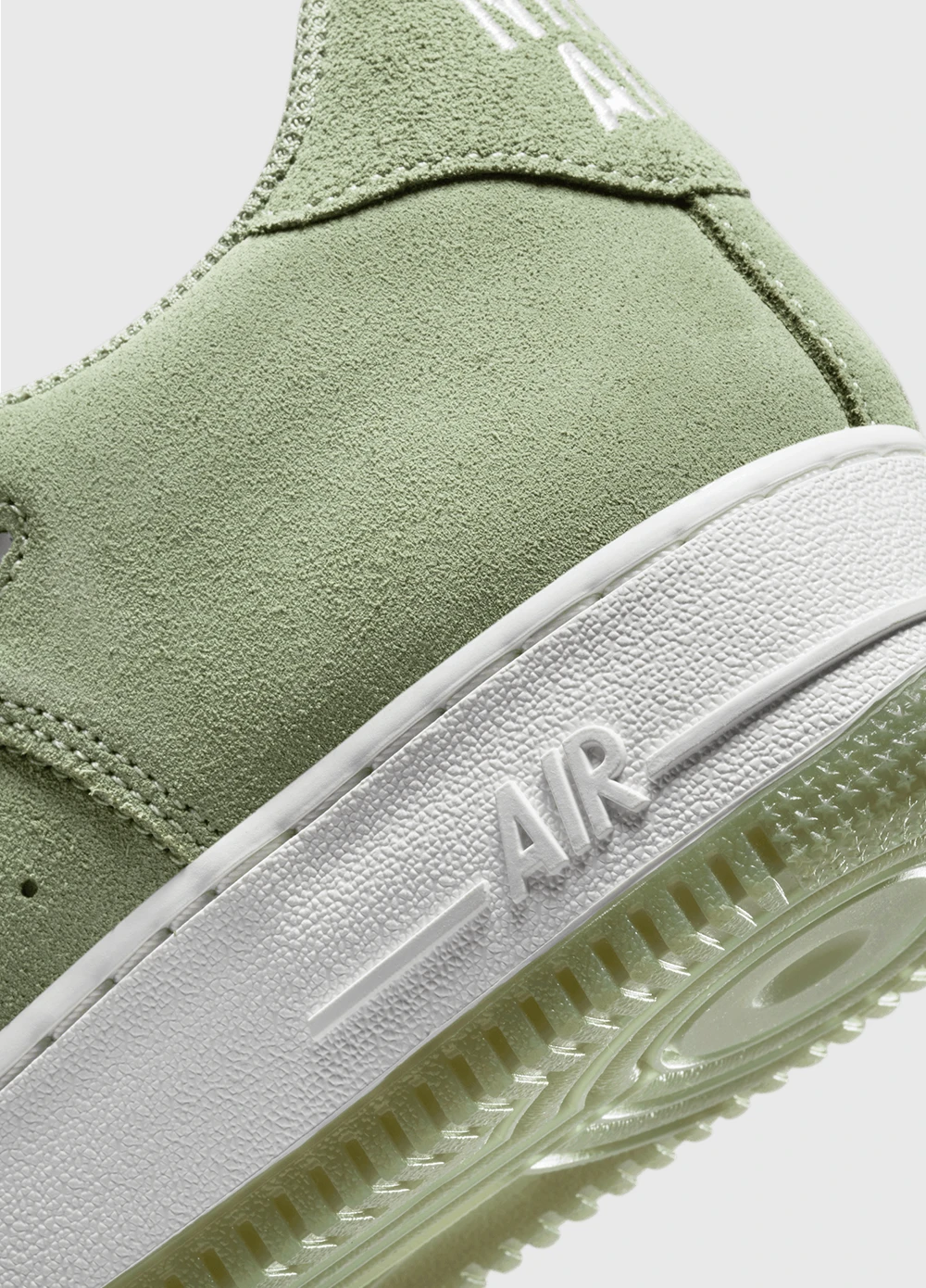 Nike Air Force 1 Low Retro 'Jewel Oil Green' Sneakers 4 Nike Air Force 1 Low Retro 'Jewel Oil Green' Sneakers - Image 4
