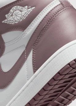 Nike Air Jordan 1 Retro High OG 'Mauve' Sneakers 7 Nike Air Jordan 1 Retro High OG 'Mauve' Sneakers -Men Clothing Store closeup f648e939 ff48 44ec 8994 9846a8a25420