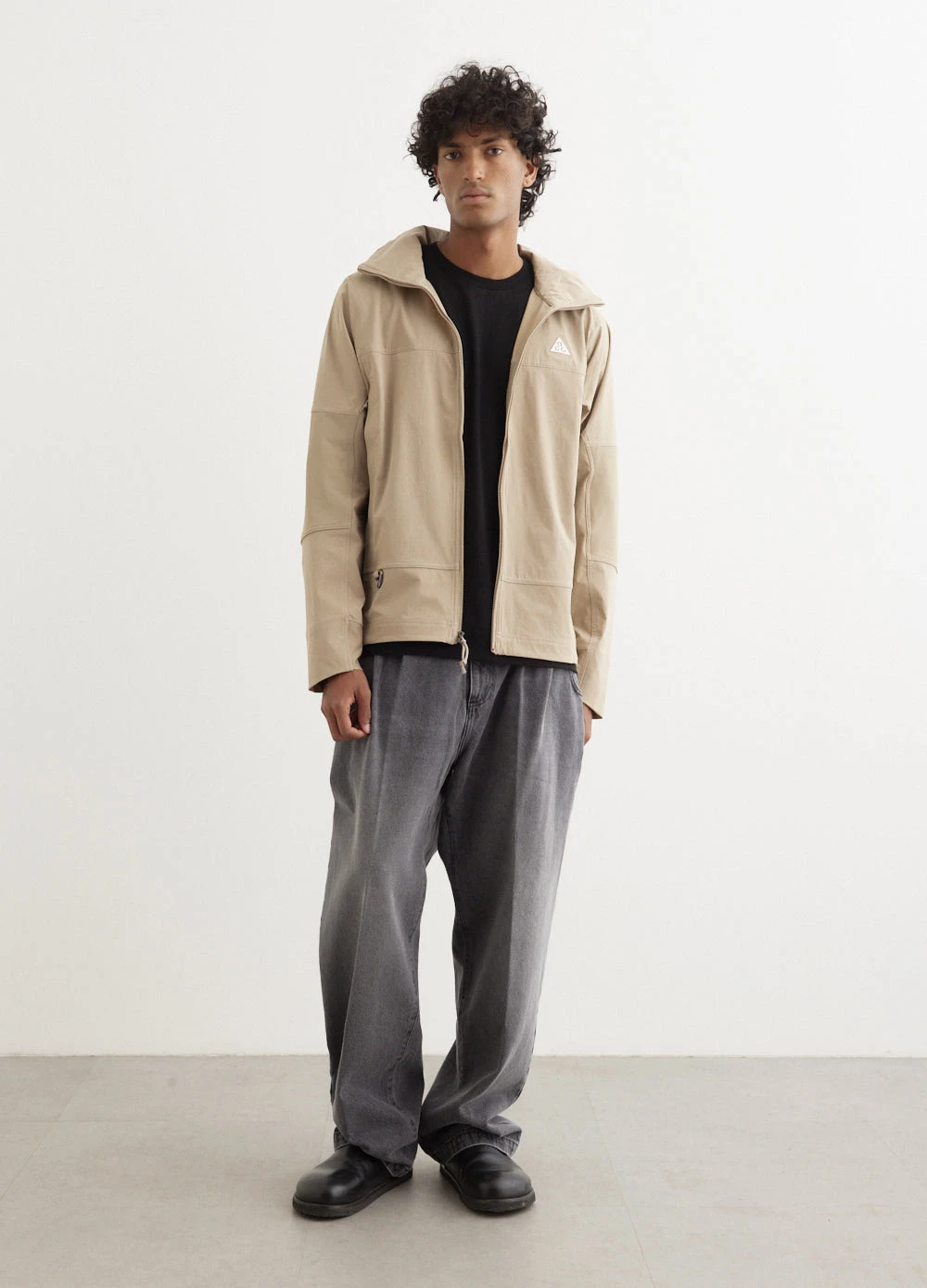 Nike ACG Sun Farer Jacket 1 Nike ACG Sun Farer Jacket