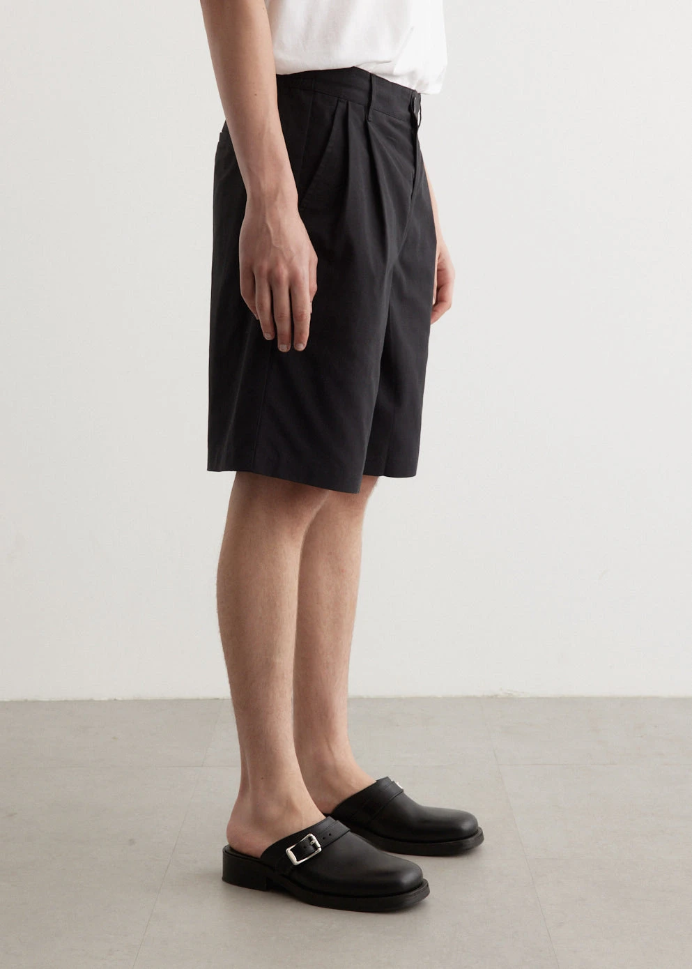 Levitate Easy Tailored Shorts 6 Levitate Easy Tailored Shorts - Image 6