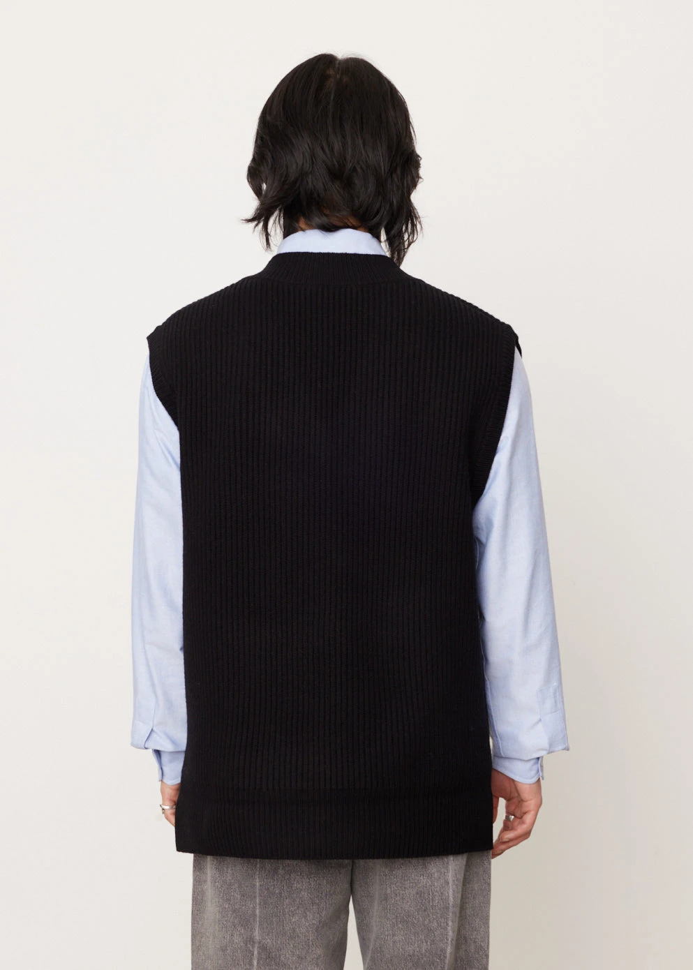 JW Anderson Sim Card Patch V-Neck Vest 5 JW Anderson Sim Card Patch V-Neck Vest - Image 5