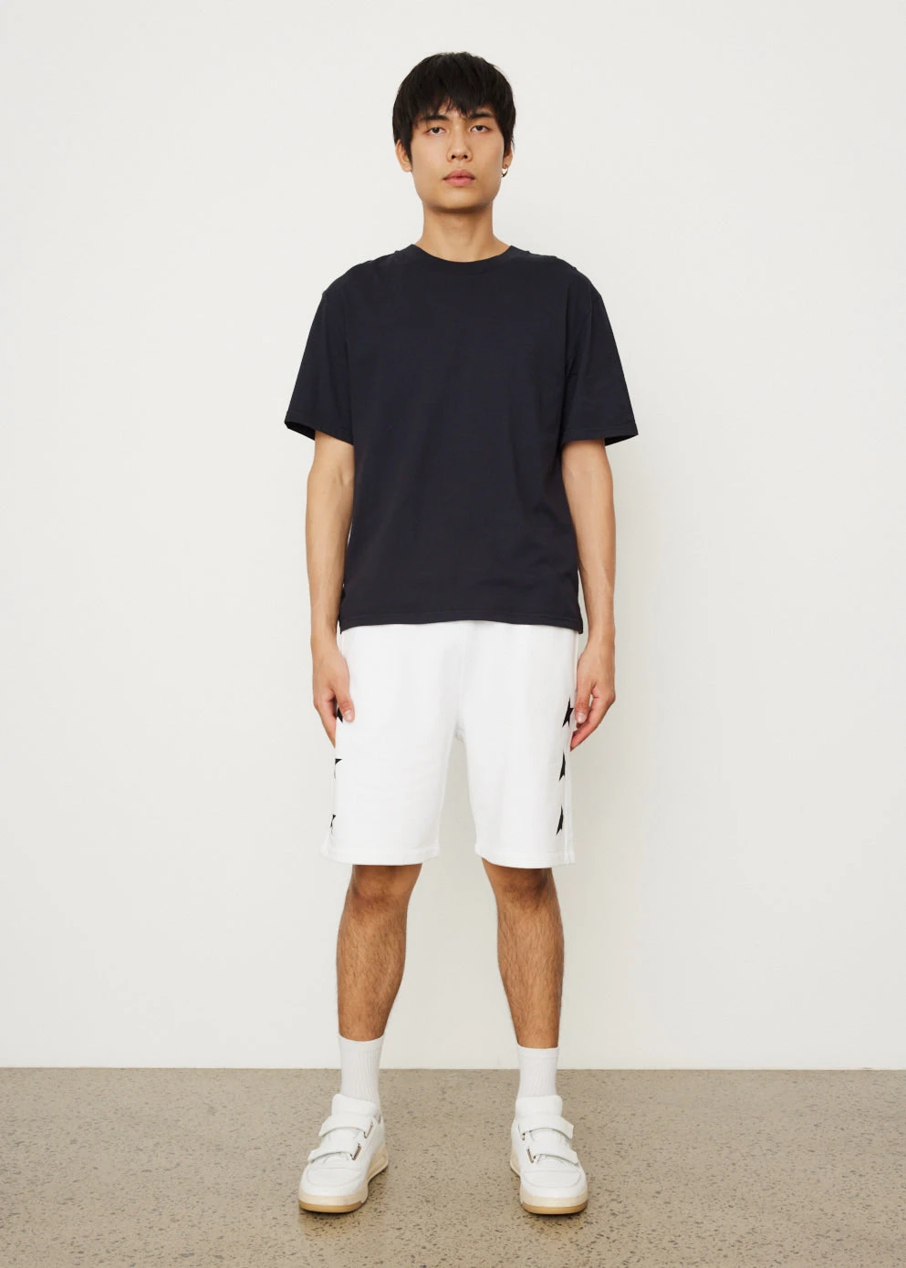 Golden Goose Star Shorts With Wide Leg 3 Golden Goose Star Shorts With Wide Leg - Image 3