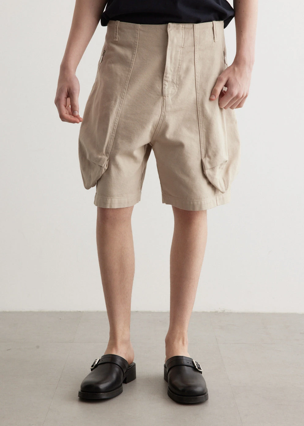 Jacquemus Le Short Cargo Croissant 1 Jacquemus Le Short Cargo Croissant