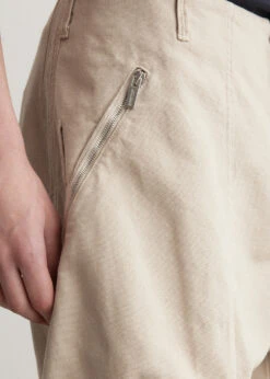 Jacquemus Le Short Cargo Croissant 7 Jacquemus Le Short Cargo Croissant -Men Clothing Store mens incu 896 a7f6d168 c158 4ee2 bdca cb2a42399b74