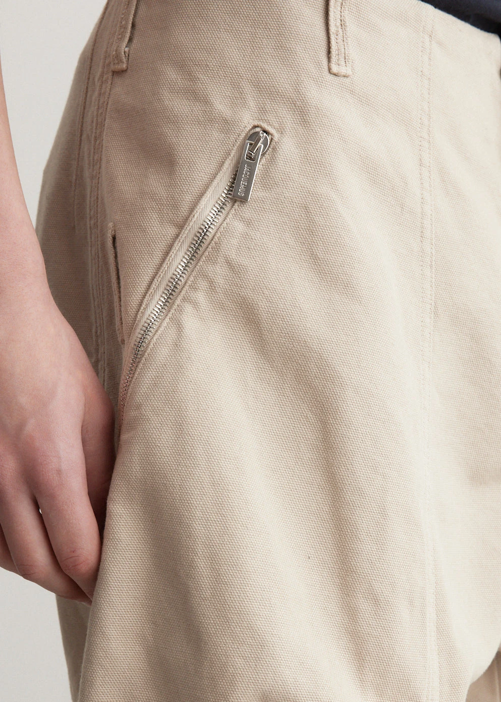 Jacquemus Le Short Cargo Croissant 3 Jacquemus Le Short Cargo Croissant - Image 3