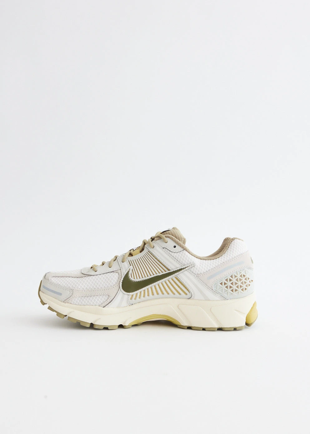 Nike Zoom Vomero 5 'Light Bone Medium Olive' Sneakers 3 Nike Zoom Vomero 5 'Light Bone Medium Olive' Sneakers - Image 3