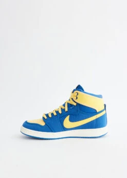Nike Air Jordan 1 KO 'Laney' Sneakers 7 Nike Air Jordan 1 KO 'Laney' Sneakers -Men Clothing Store product incu 282 66b14e3c a7c4 4019 9351 98bb0a72af48
