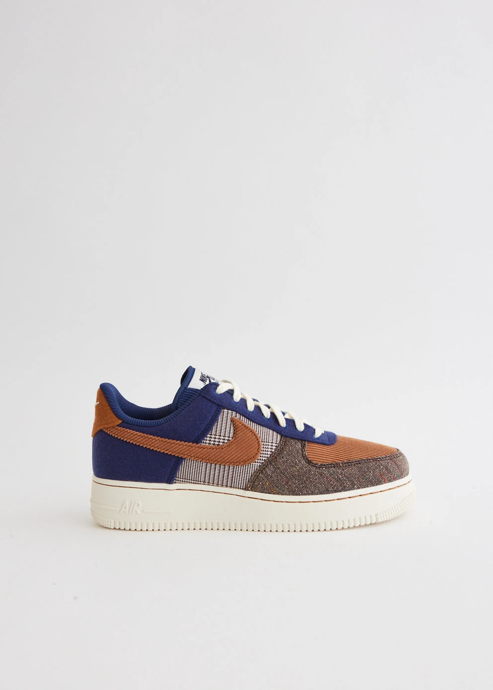 Nike Air Force 1 '07 Premium 'Tweed Corduroy' Sneakers 1 Nike Air Force 1 '07 Premium 'Tweed Corduroy' Sneakers