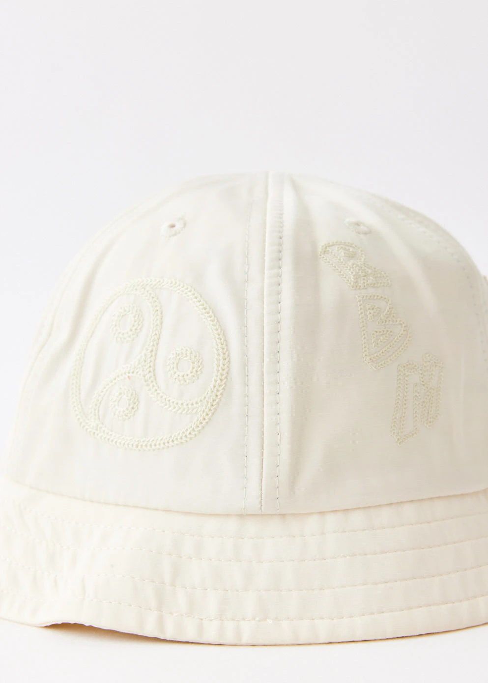 Getaway Reversible Bucket Hat 2 Getaway Reversible Bucket Hat - Image 2