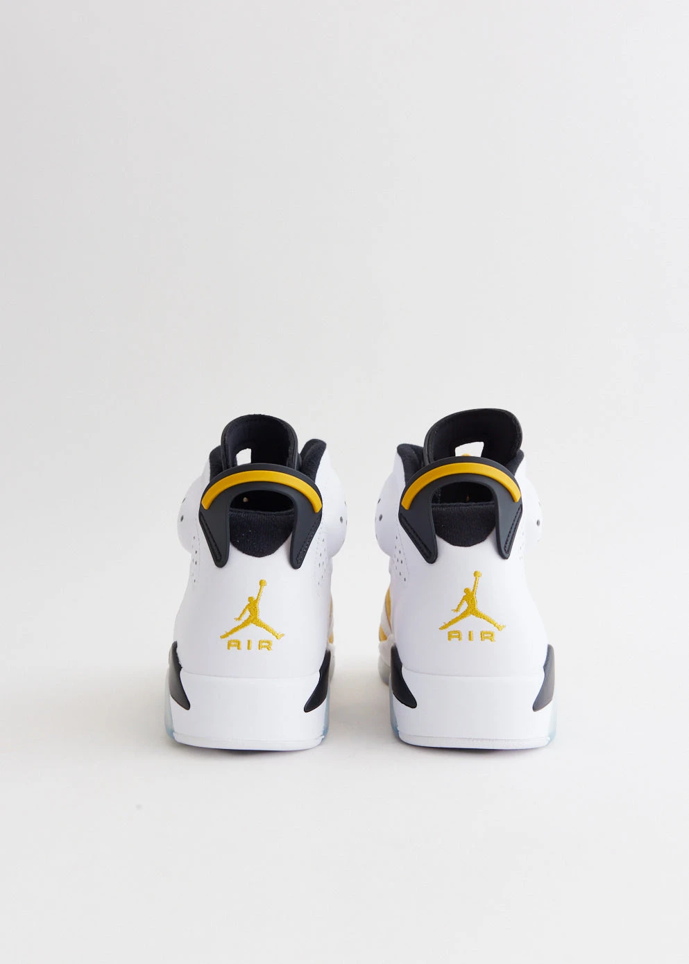 Nike Air Jordan 6 Retro 'Yellow Ochre' Sneakers 4 Nike Air Jordan 6 Retro 'Yellow Ochre' Sneakers - Image 4