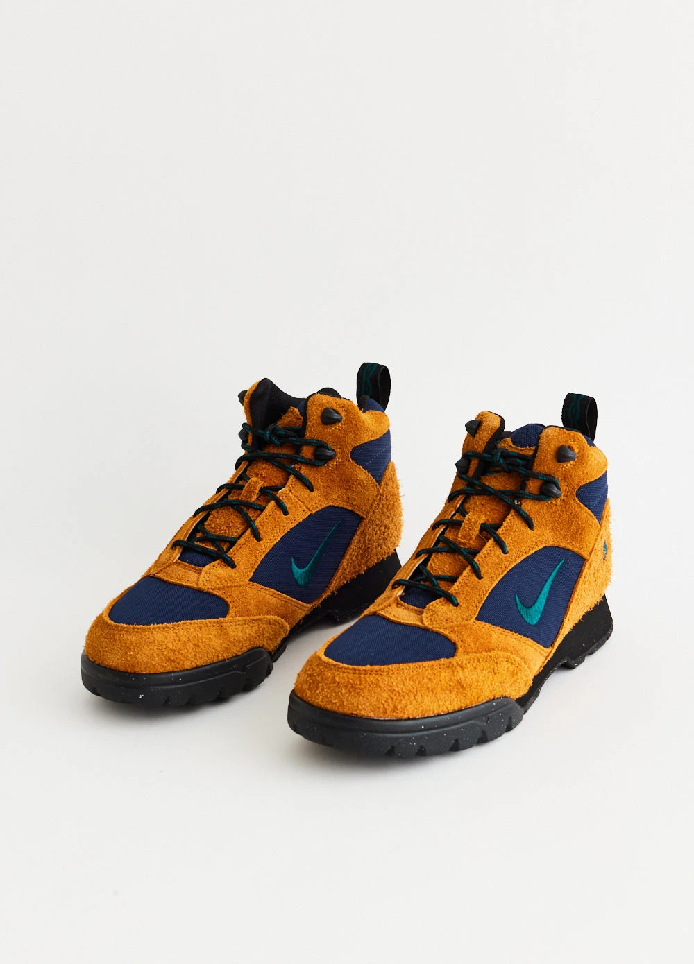 Nike ACG Torre Mid 'Burnt Sienna' Sneakers 2 Nike ACG Torre Mid 'Burnt Sienna' Sneakers - Image 2
