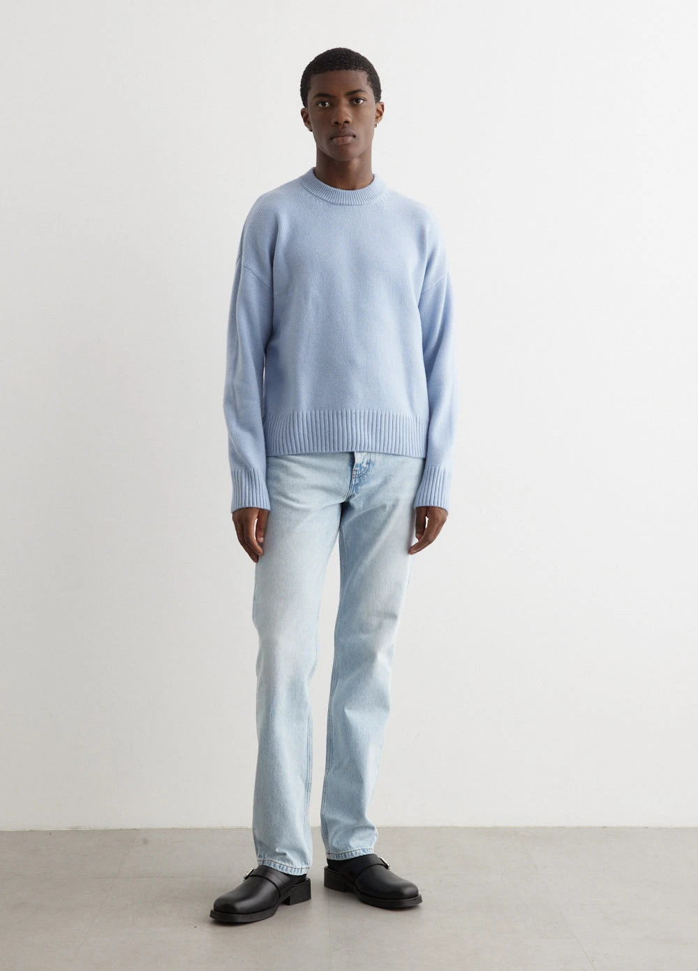 Cropped Crewneck 1 Cropped Crewneck